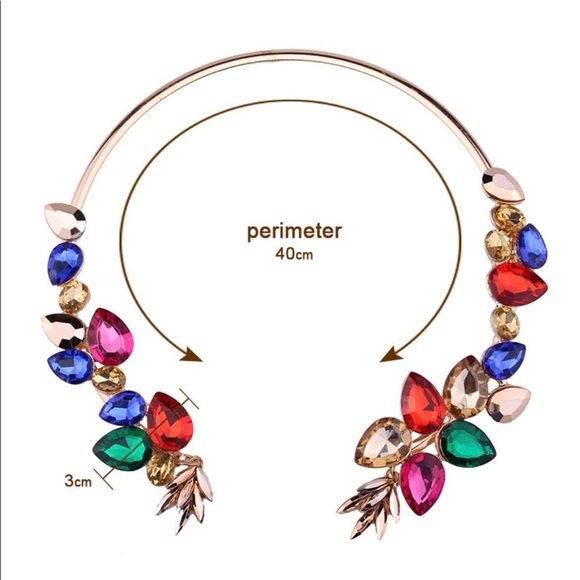 Oval Rhinestone Necklace - Picture 4 of 4